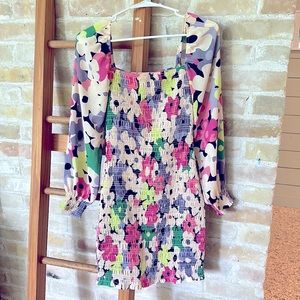 Row A size small elastic bodied long sleeve dress